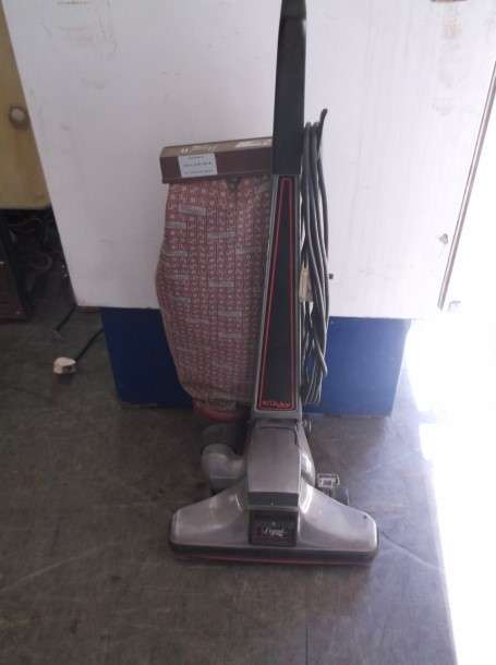 KIRBY LEGEND II  VACUUM CLEANER